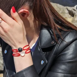 Michaël Vessière Bracelet Rock Porte-Bonheur Pierre Noire Sur Cordon Rouge