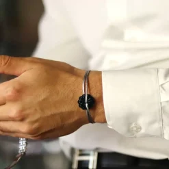 Online Michaël Vessière Bracelet Rosace Cristal Noir - Cordon Gris